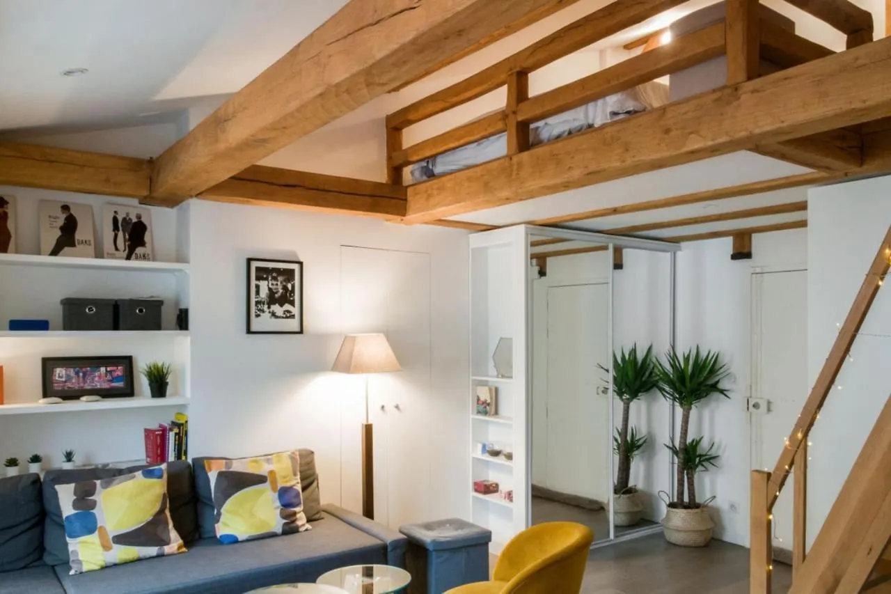 Calm&atypical studio close to Quartier Latin in Paris - Welkeys location